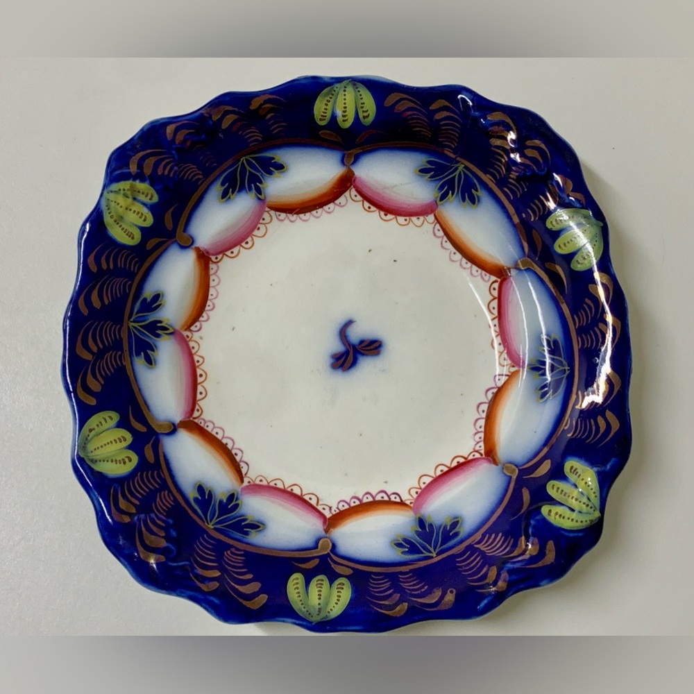 19th Century Gaudy Welsh Ironstone Banana Flow Blue Square Scalloped Plate